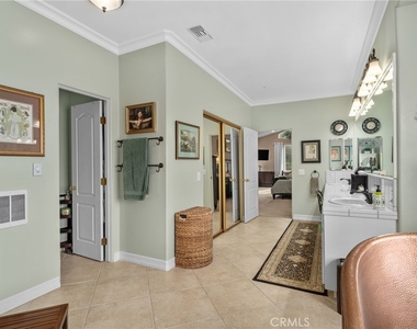 334 Lakeside - Photo Thumbnail 28