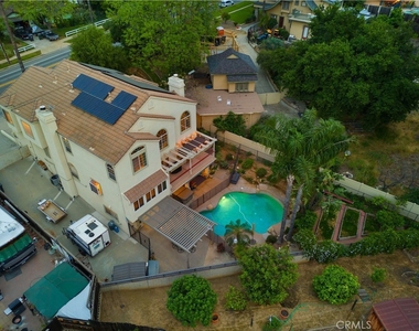 334 Lakeside - Photo Thumbnail 1