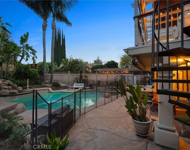 334 Lakeside - Photo Thumbnail 43