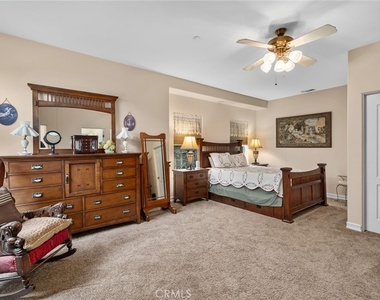 334 Lakeside - Photo Thumbnail 36