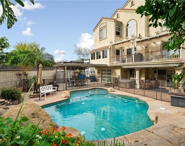 334 Lakeside - Photo Thumbnail 53