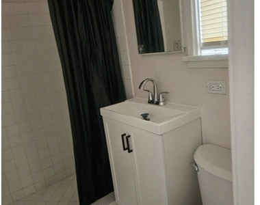 305 Geneva Street - Photo Thumbnail 5