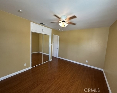 437 Cucamonga - Photo Thumbnail 15