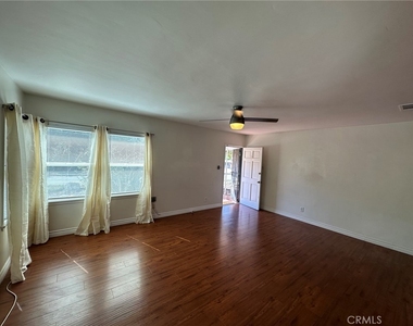437 Cucamonga - Photo Thumbnail 5