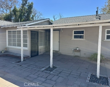 437 Cucamonga - Photo Thumbnail 21