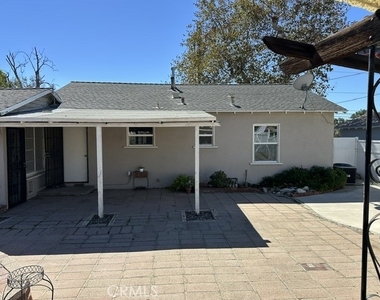 437 Cucamonga - Photo Thumbnail 22