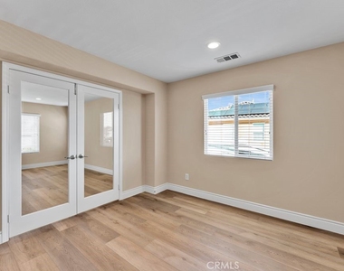 7447 Larsen Bay Street - Photo Thumbnail 8