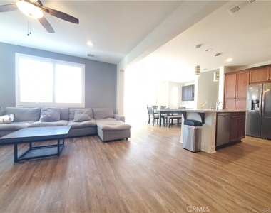 11628 Solaire Way - Photo Thumbnail 7
