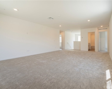 2840 Lake Mendoza Street - Photo Thumbnail 6