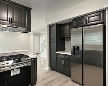 260 Linda Rosa Avenue - Photo Thumbnail 1
