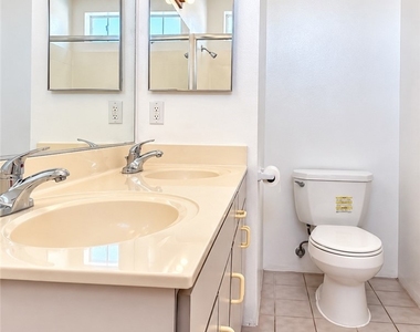 313 S Curtis Avenue - Photo Thumbnail 12
