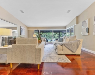 1439 Wembley Road - Photo Thumbnail 2