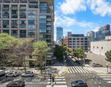 330 W 11th Street - Photo Thumbnail 18