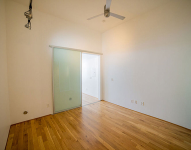 8 Brooks Avenue - Photo Thumbnail 8
