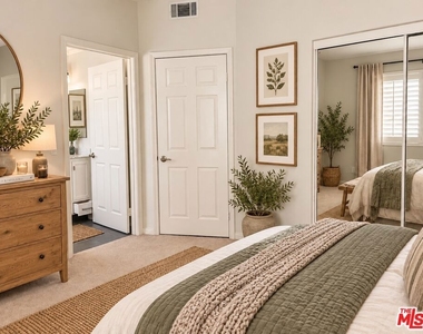 6645 W 86th Place - Photo Thumbnail 12