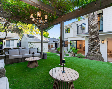 1733 Robson Avenue - Photo Thumbnail 44