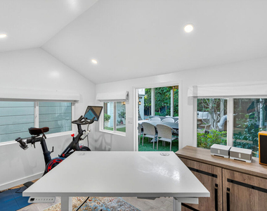 1733 Robson Avenue - Photo Thumbnail 59