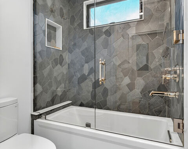 1733 Robson Avenue - Photo Thumbnail 39