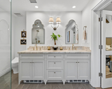 1733 Robson Avenue - Photo Thumbnail 27