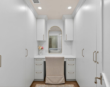 1733 Robson Avenue - Photo Thumbnail 30