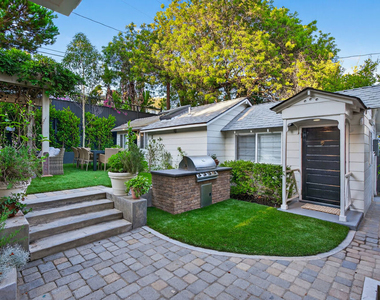 1733 Robson Avenue - Photo Thumbnail 40