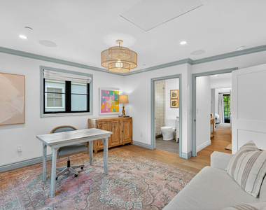 1733 Robson Avenue - Photo Thumbnail 32