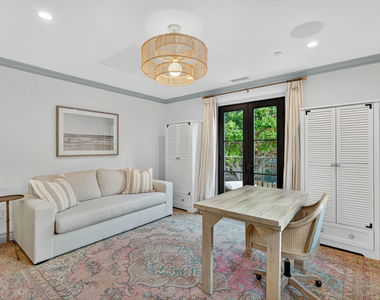 1733 Robson Avenue - Photo Thumbnail 33