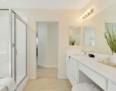 43410 Lago Breeza Drive - Photo Thumbnail 32