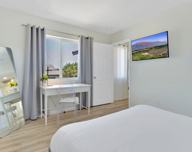 43410 Lago Breeza Drive - Photo Thumbnail 27