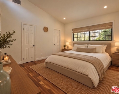 818 14th Street - Photo Thumbnail 24