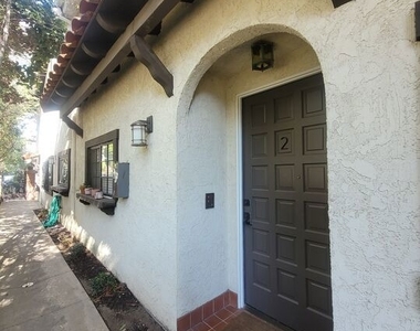 818 14th Street - Photo Thumbnail 2