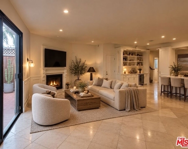 818 14th Street - Photo Thumbnail 10