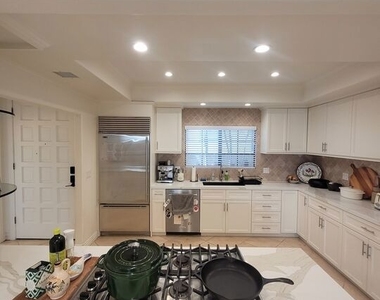 818 14th Street - Photo Thumbnail 30