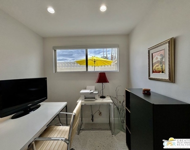 334 Desert Lakes Drive - Photo Thumbnail 19
