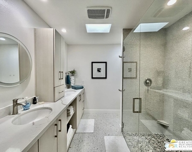 334 Desert Lakes Drive - Photo Thumbnail 15