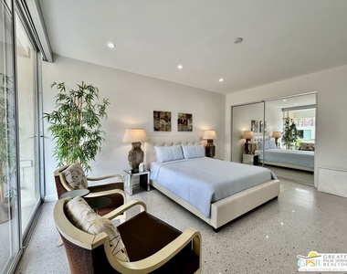 334 Desert Lakes Drive - Photo Thumbnail 14