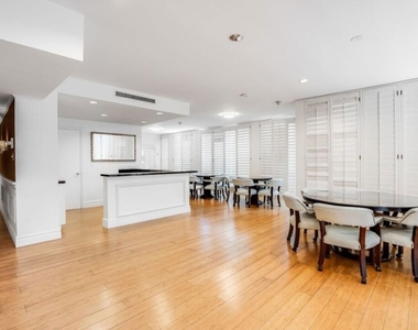 10433 Wilshire Boulevard - Photo Thumbnail 32