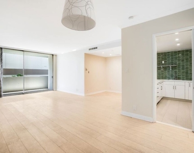 10433 Wilshire Boulevard - Photo Thumbnail 10