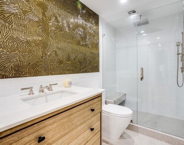 10433 Wilshire Boulevard - Photo Thumbnail 20