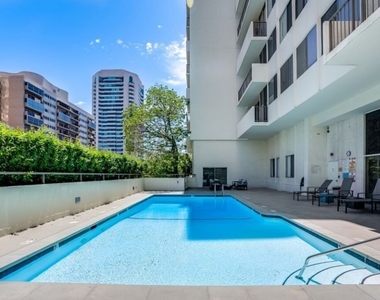 10433 Wilshire Boulevard - Photo Thumbnail 31