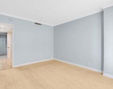 10433 Wilshire Boulevard - Photo Thumbnail 28