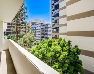10433 Wilshire Boulevard - Photo Thumbnail 30