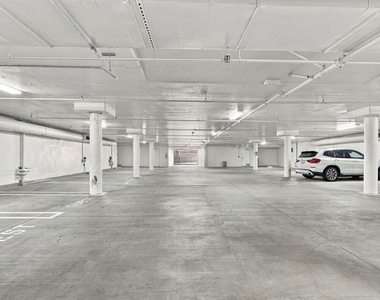 870 Haverford Avenue - Photo Thumbnail 58