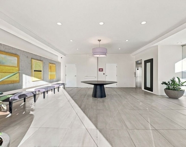 870 Haverford Avenue - Photo Thumbnail 64