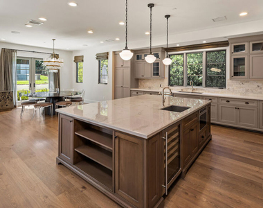 14806 Sutton Street - Photo Thumbnail 4