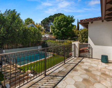14806 Sutton Street - Photo Thumbnail 12