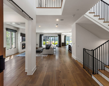 14806 Sutton Street - Photo Thumbnail 2