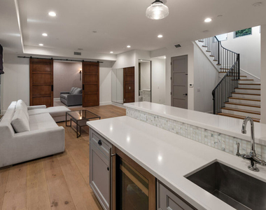 14806 Sutton Street - Photo Thumbnail 21