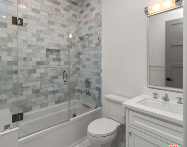 14806 Sutton Street - Photo Thumbnail 20