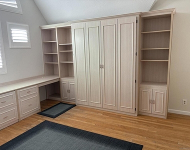 374 Orange Ave - Photo Thumbnail 9